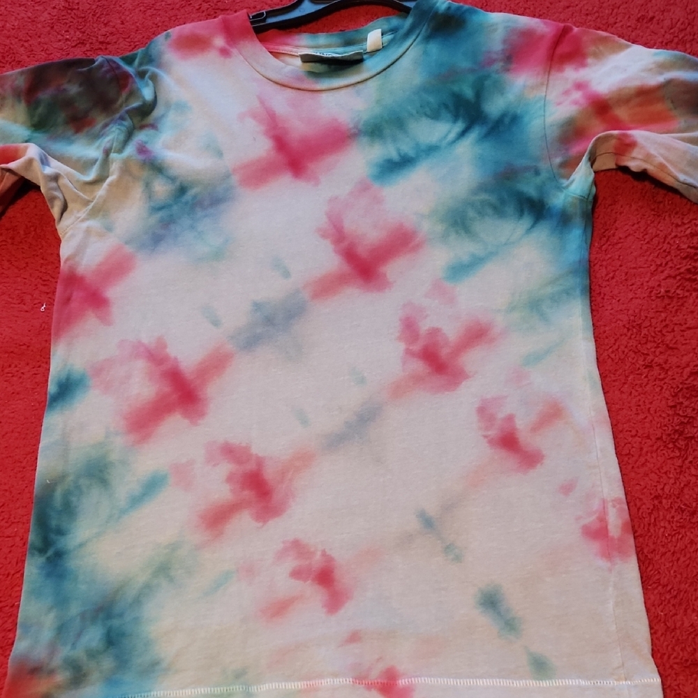 No Boundaries Red and Blue Short Sleeve Tee Vibrant Colors
